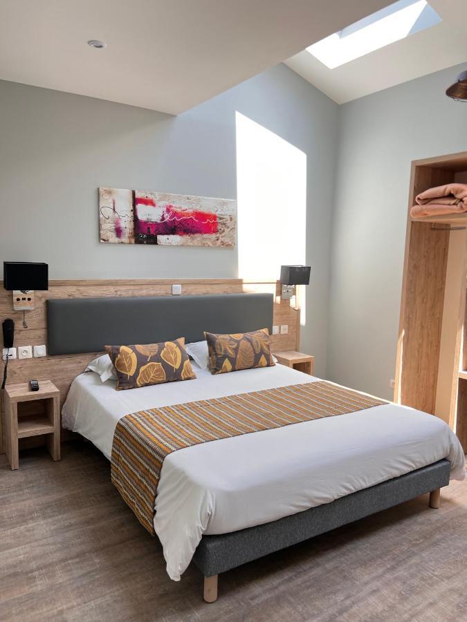 Hotel La Pinede 滨海苏拉克 外观 照片
